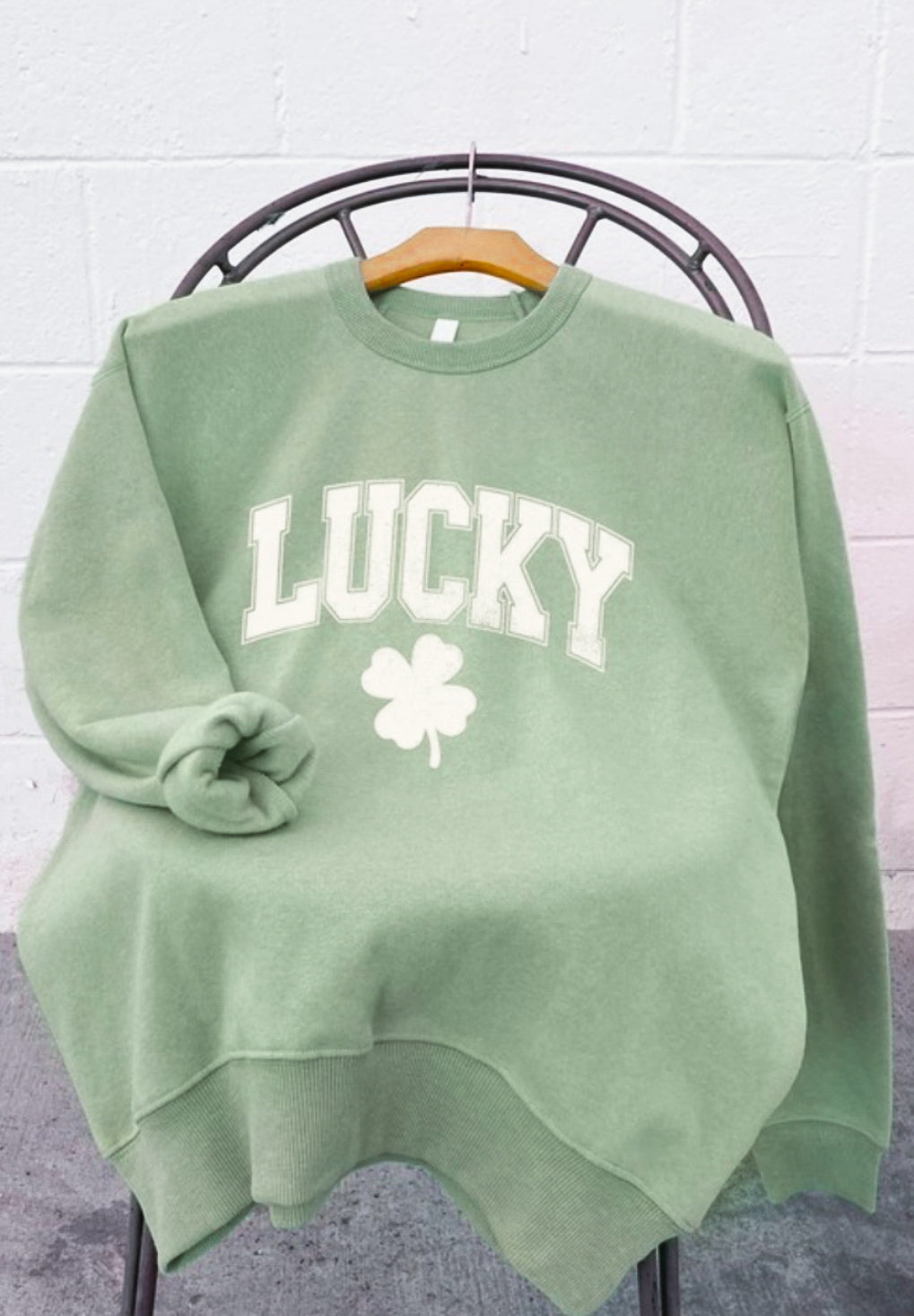 LUCKY Graphic Crewneck Sweatshirt: Heathered Green