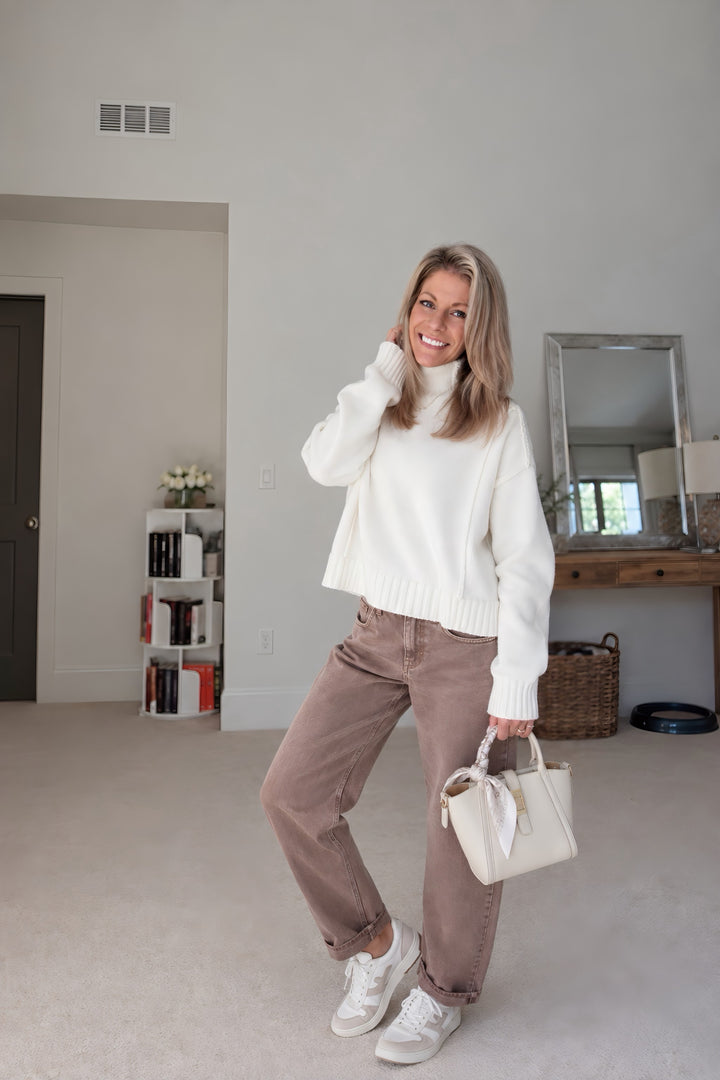 Marlow High Rise Barrel Jeans: Washed Brown