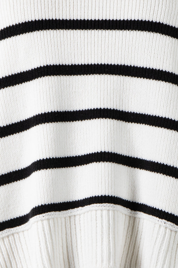 Rylan Stripe Crewneck Crop Sweater: Ivory/Black