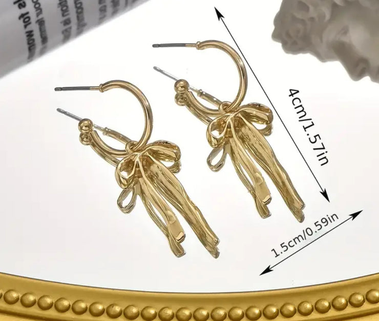 Bow Knot Drop Earrings: Gold