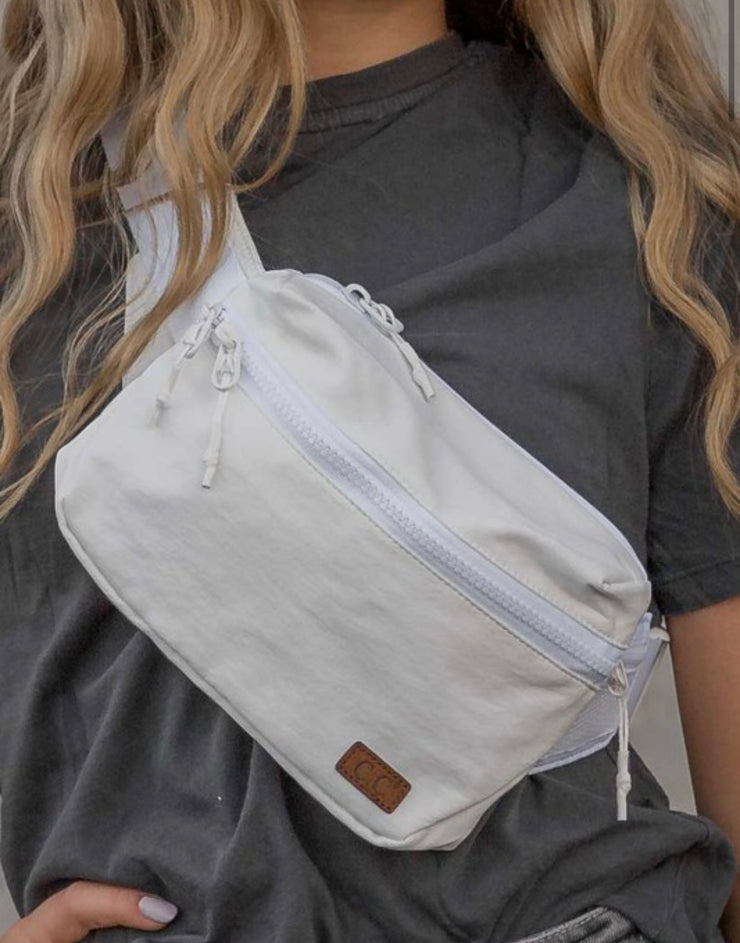 CC BRAND XL Zippered Belt Bag: White