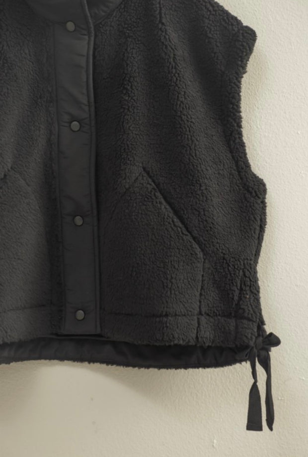 Carly Cozy Sherpa Vest Jacket: Black