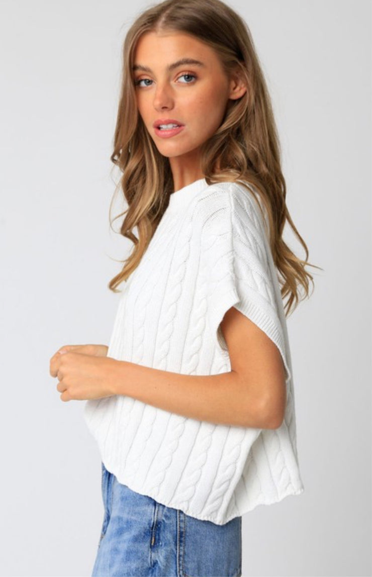 Heather Cable Knit Sweater Vest: Off White