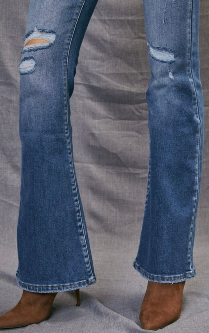 Clara High Rise Flare Denim Jeans: Medium Vintage